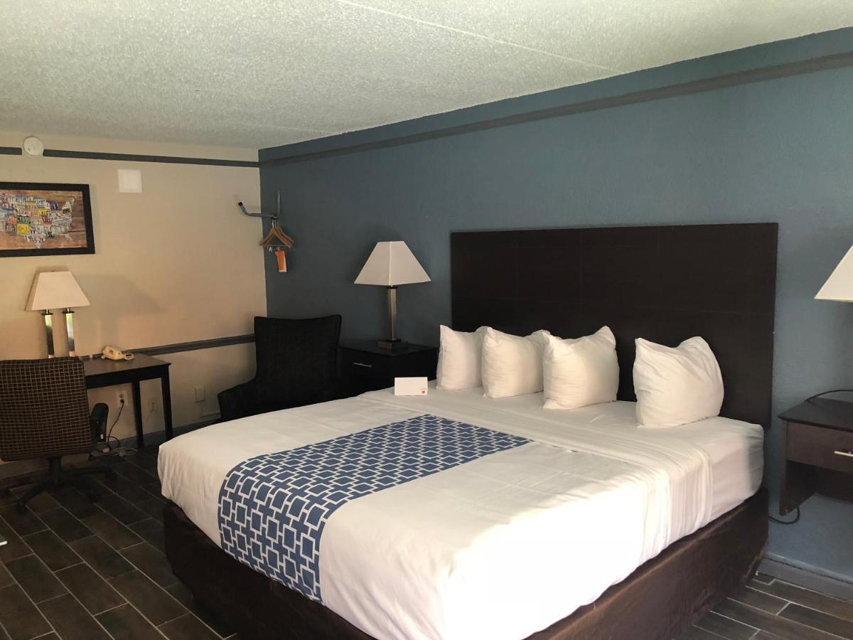 Classic Quadruple Room