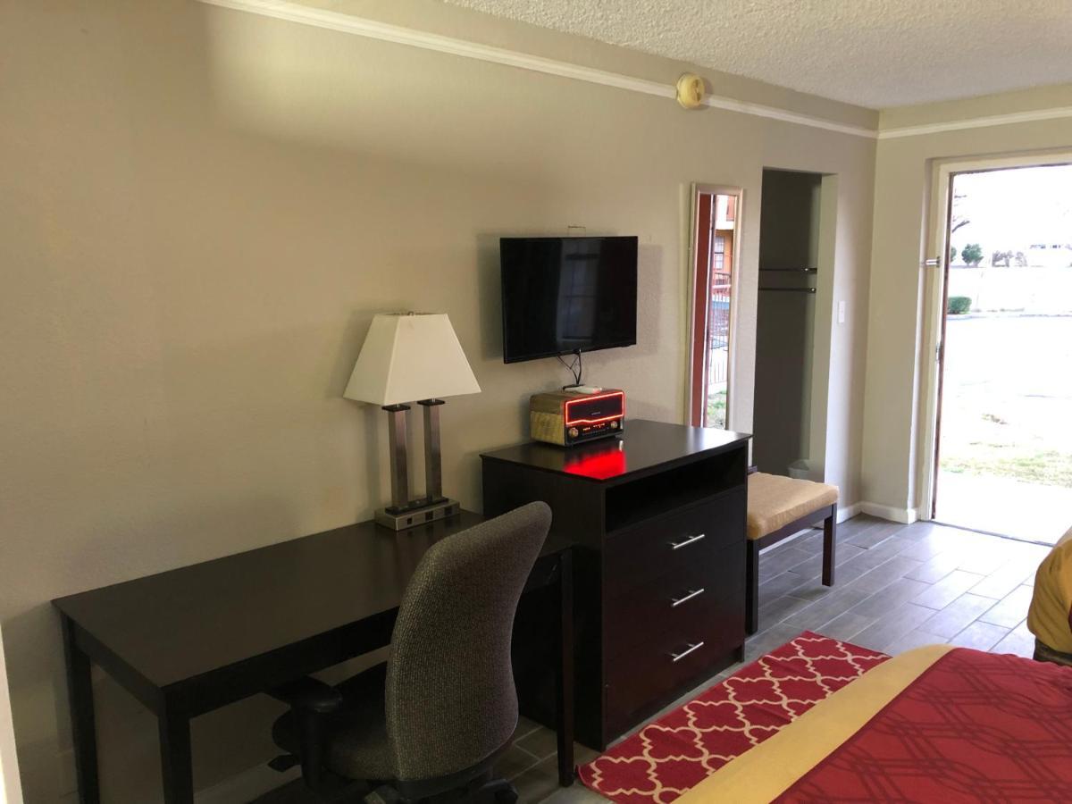 Classic Quadruple Room