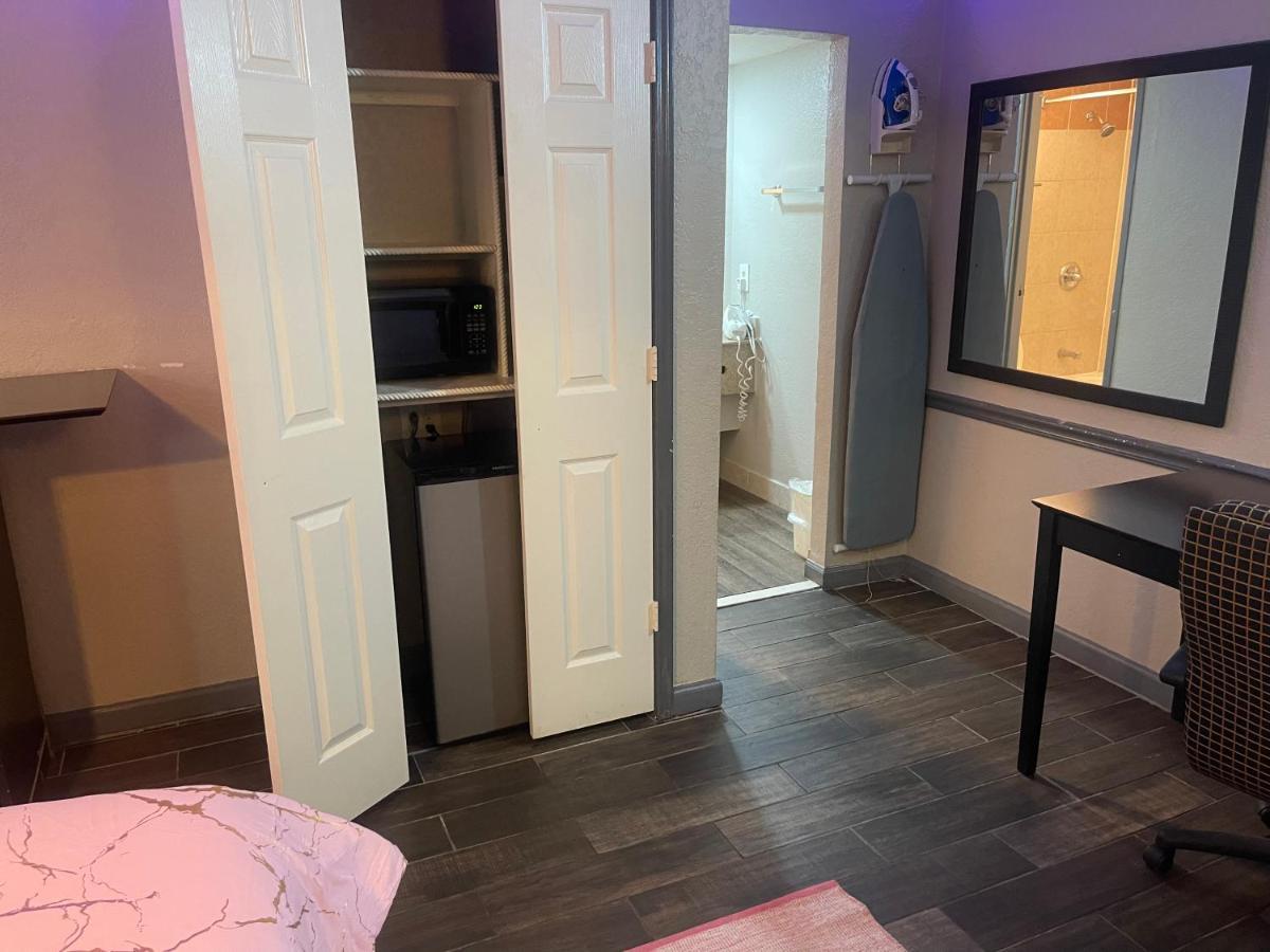Classic Quadruple Room