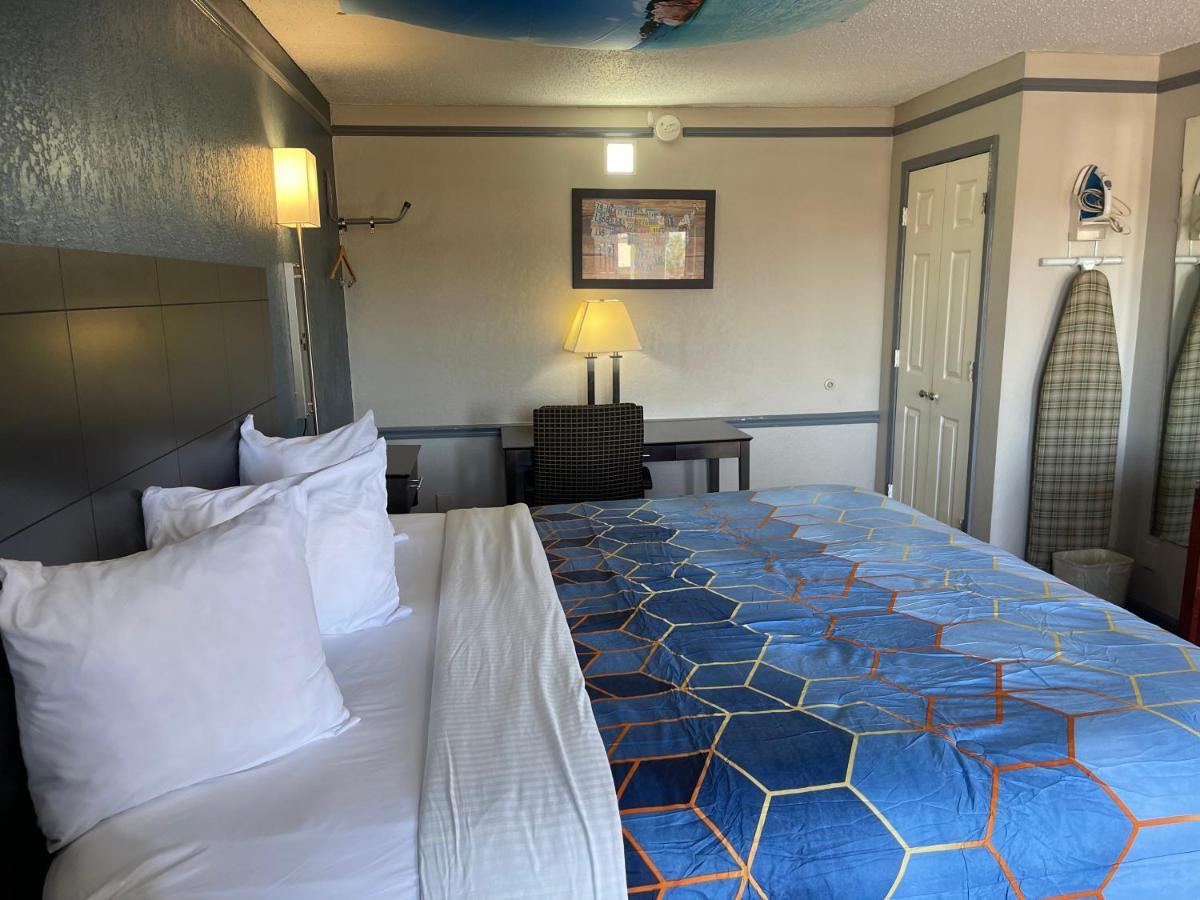 Classic Quadruple Room