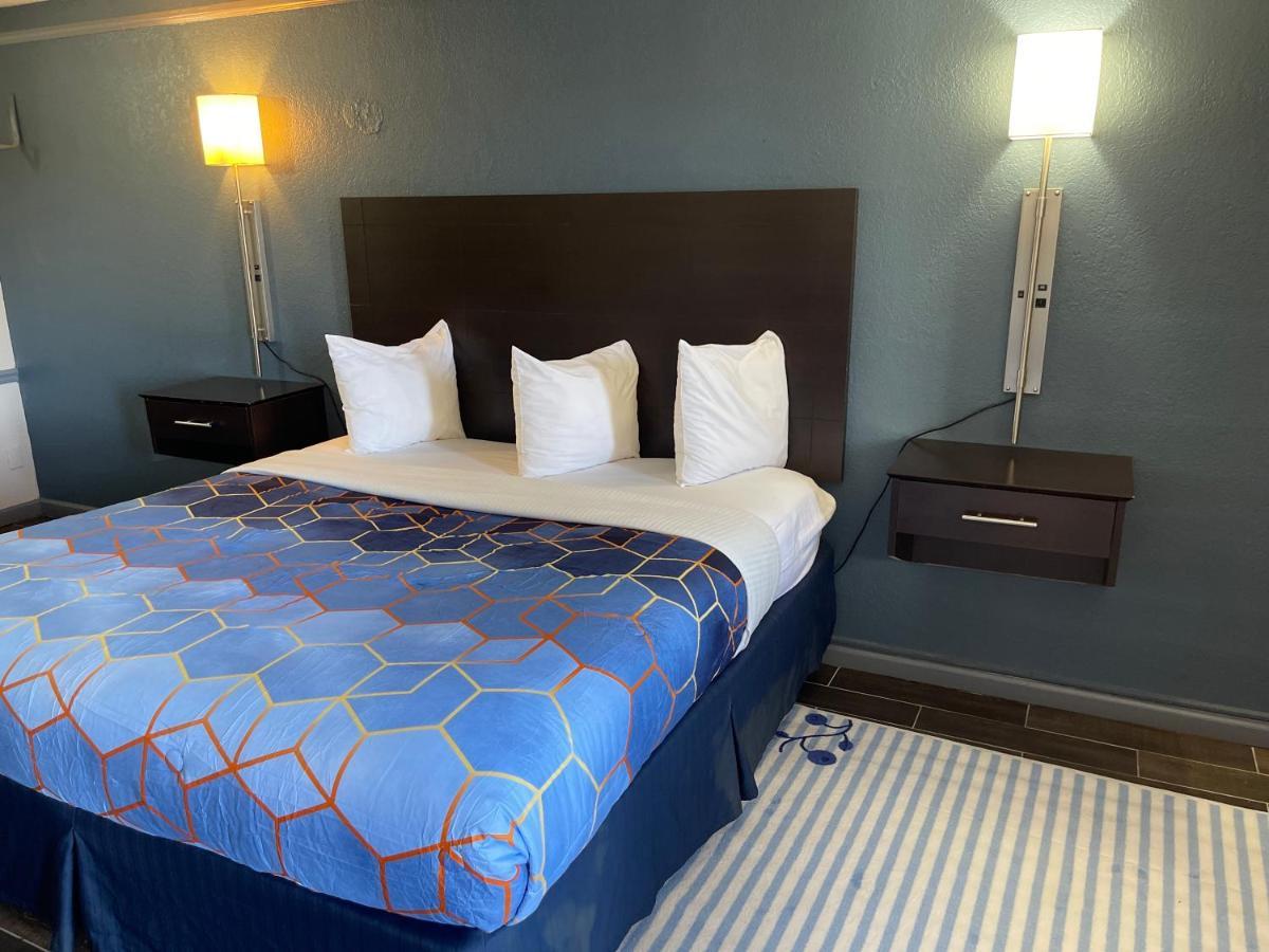 Classic Quadruple Room