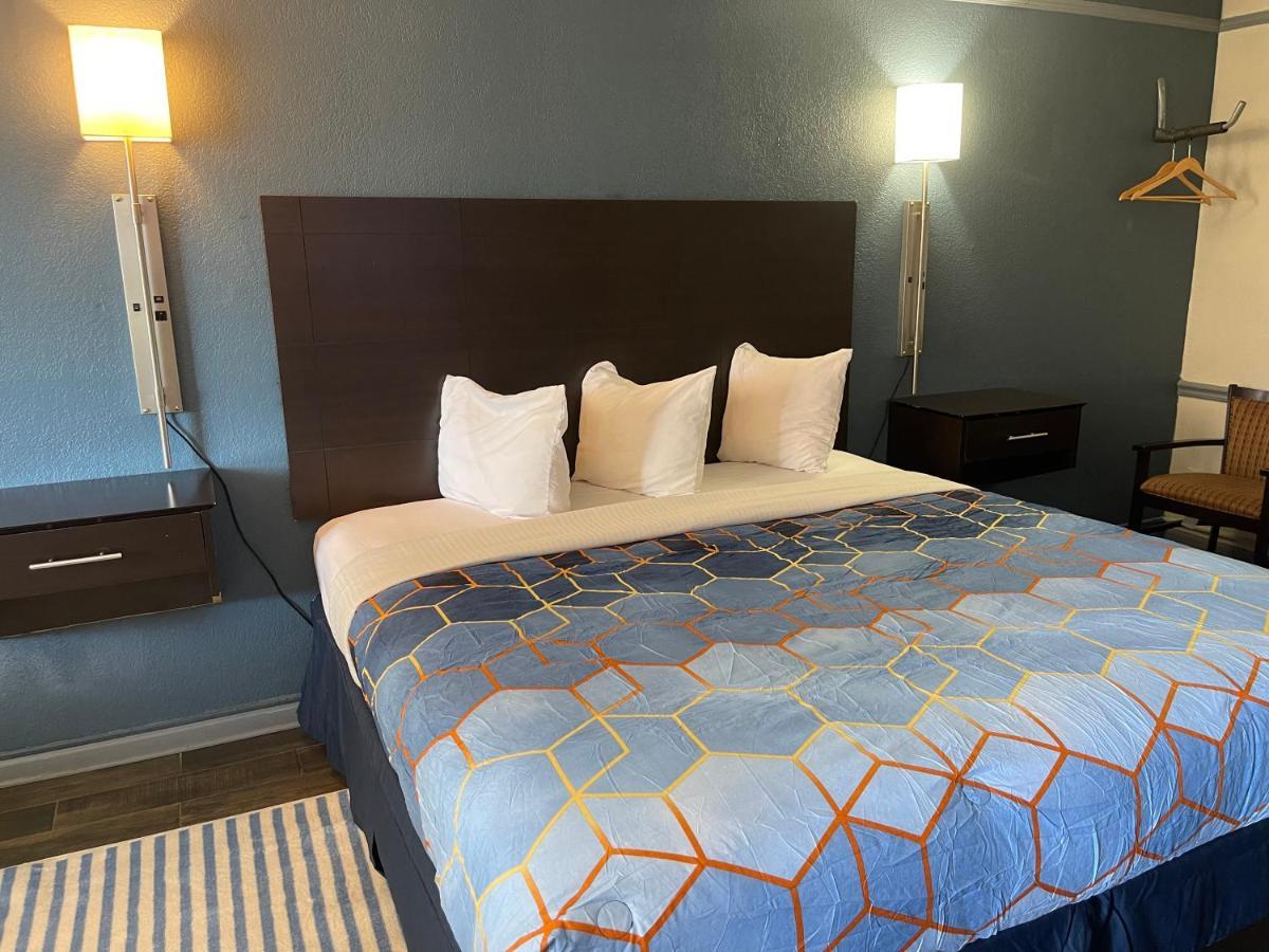 Classic Quadruple Room
