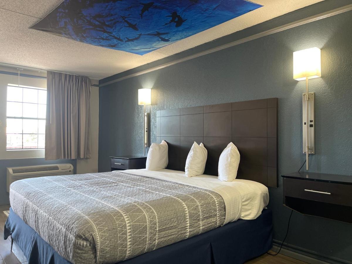 Classic Quadruple Room