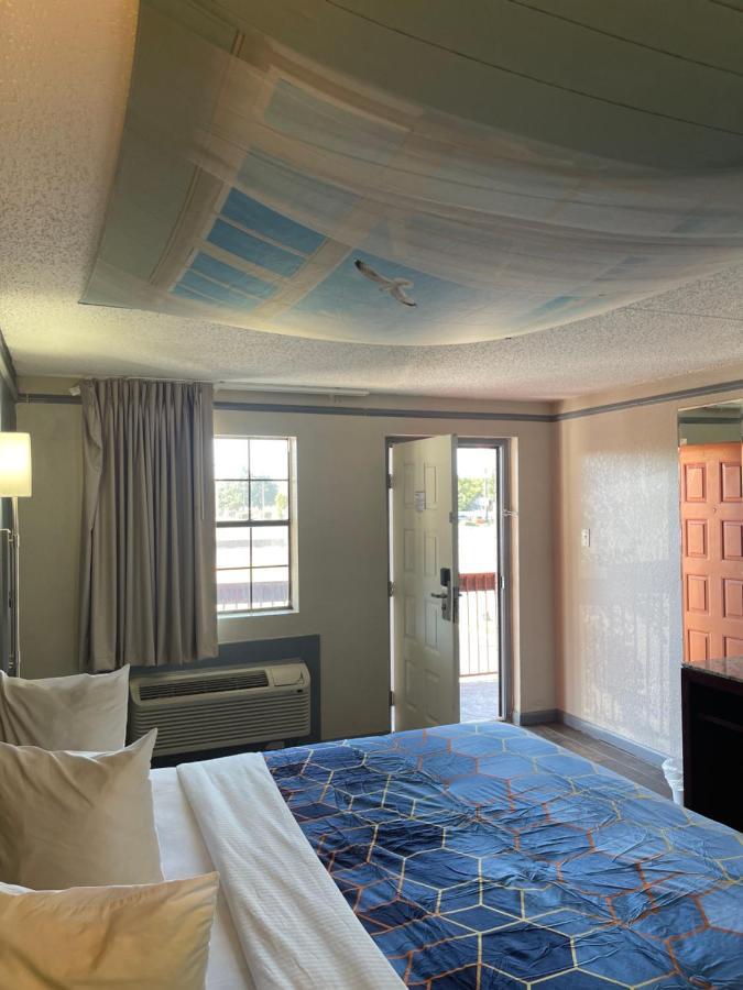 Classic Quadruple Room