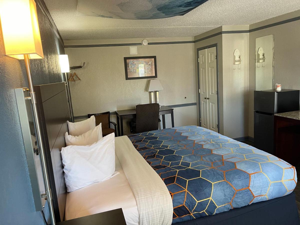 Classic Quadruple Room