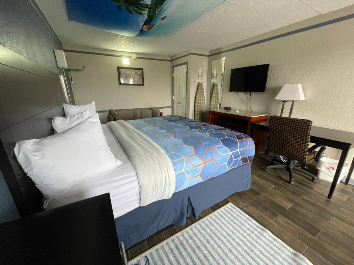 Classic Quadruple Room
