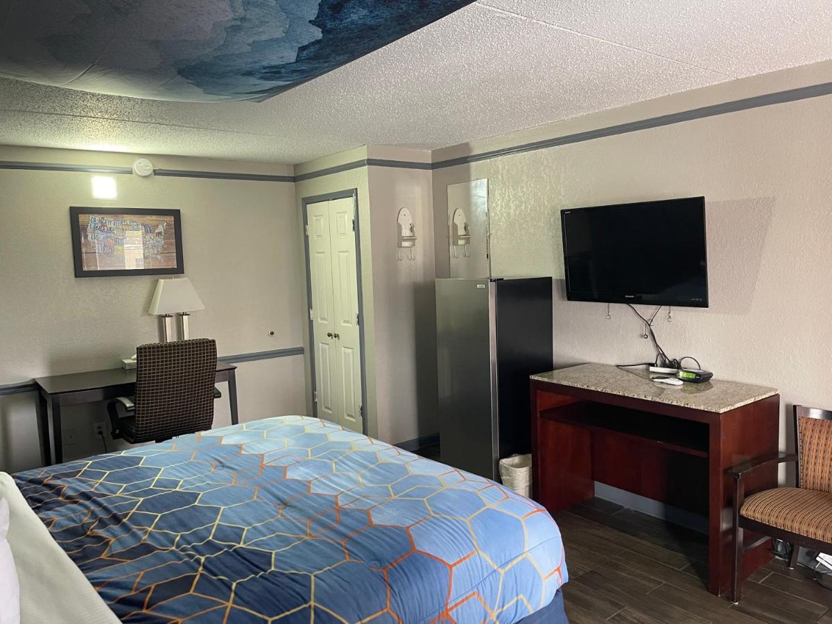 Classic Quadruple Room